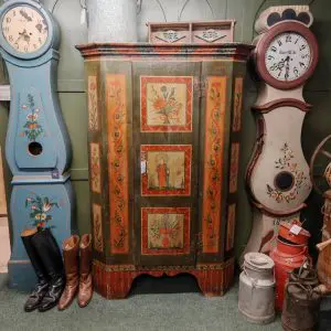 Mora Clocks & Folk Art Furniture