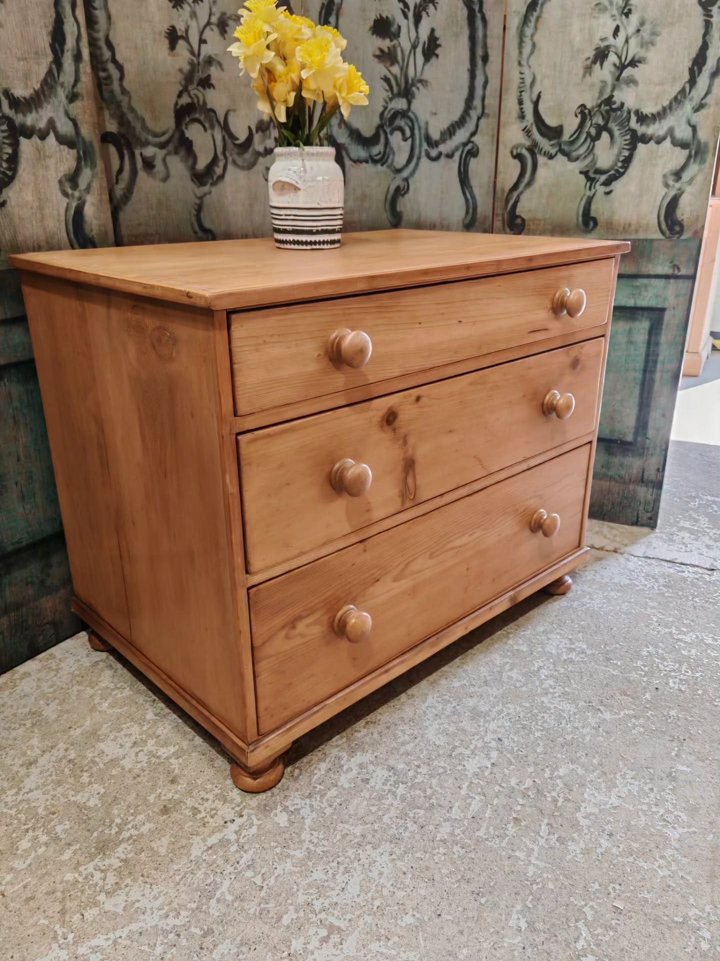 Victorian waxed chest 3 drawer